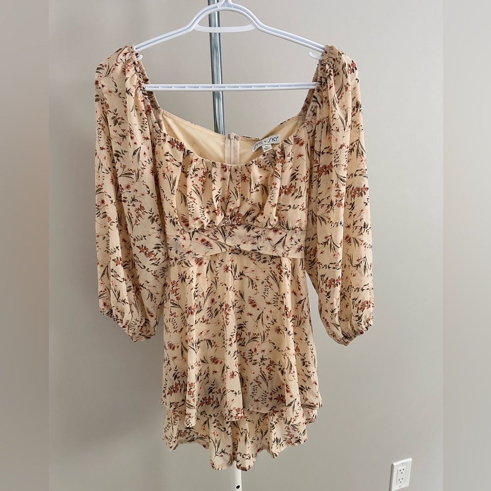 Brand New Floral Romper - Medium